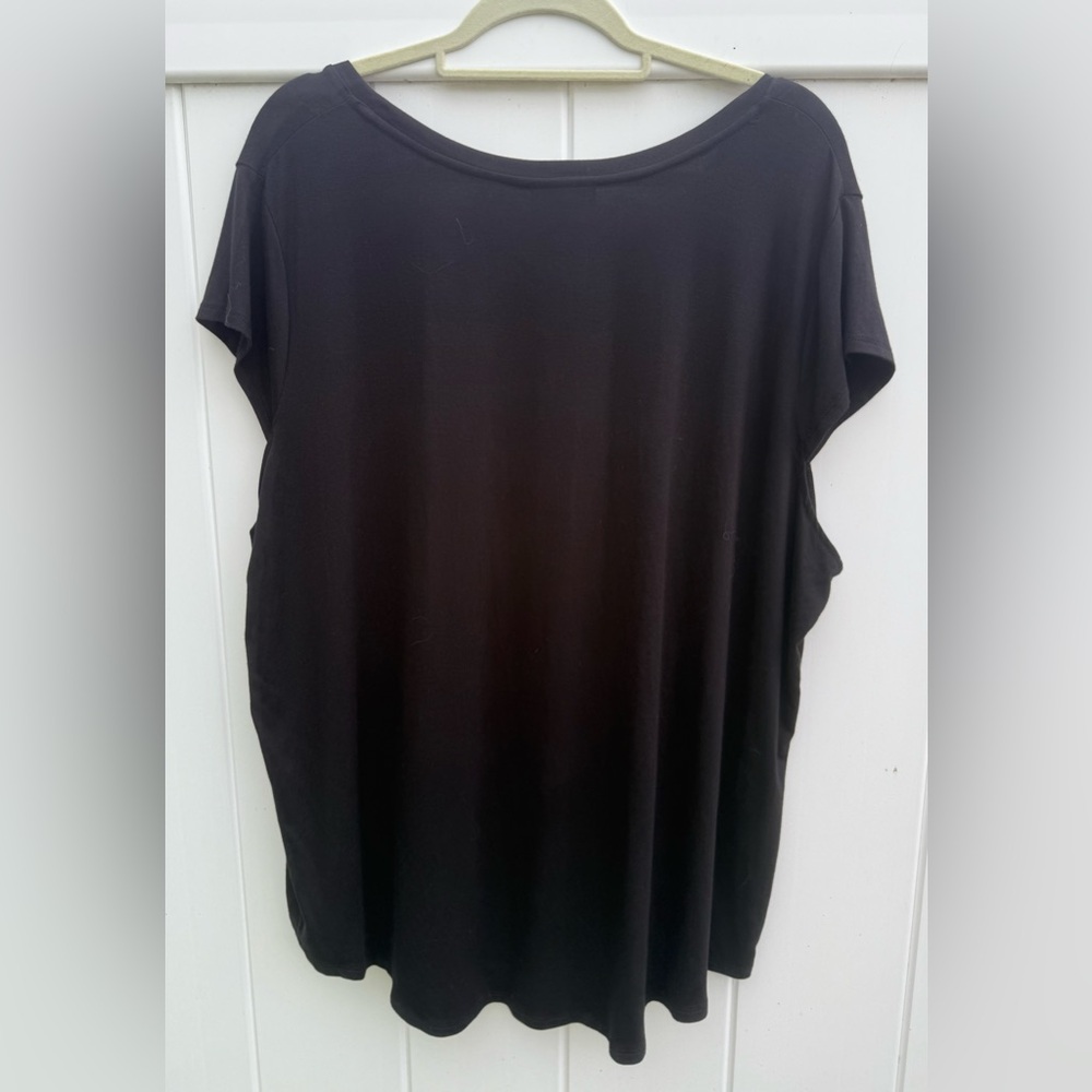 Nue Options Woman Black Short Sleeve Top With Silver Detail.  Size 2X.  NWT. - Picture 3 of 8
